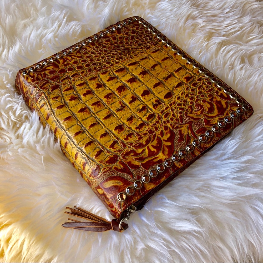 Leather and rhinestone day planner
